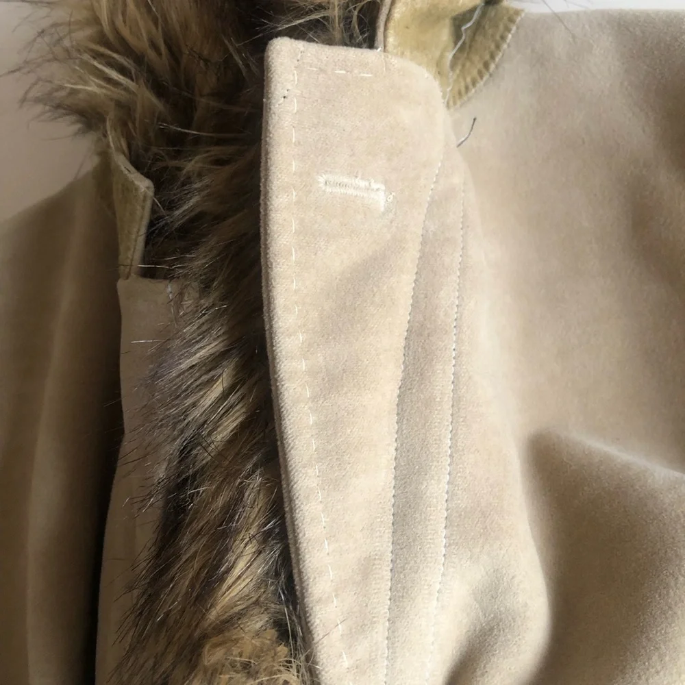 New: Banana Republic Overcoat with Faux Fur Collar. Size Large